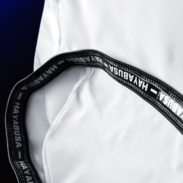 Rashguard Hayabusa Pro Ranked Manga Comprida Mulher – Branco