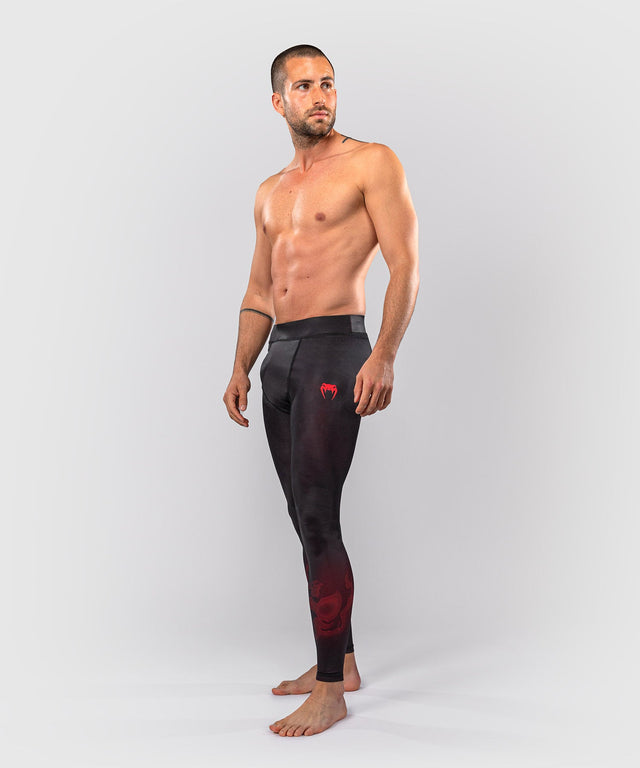 Pantaloni scurți de compresie Venum Spectre – Negru/Roșu