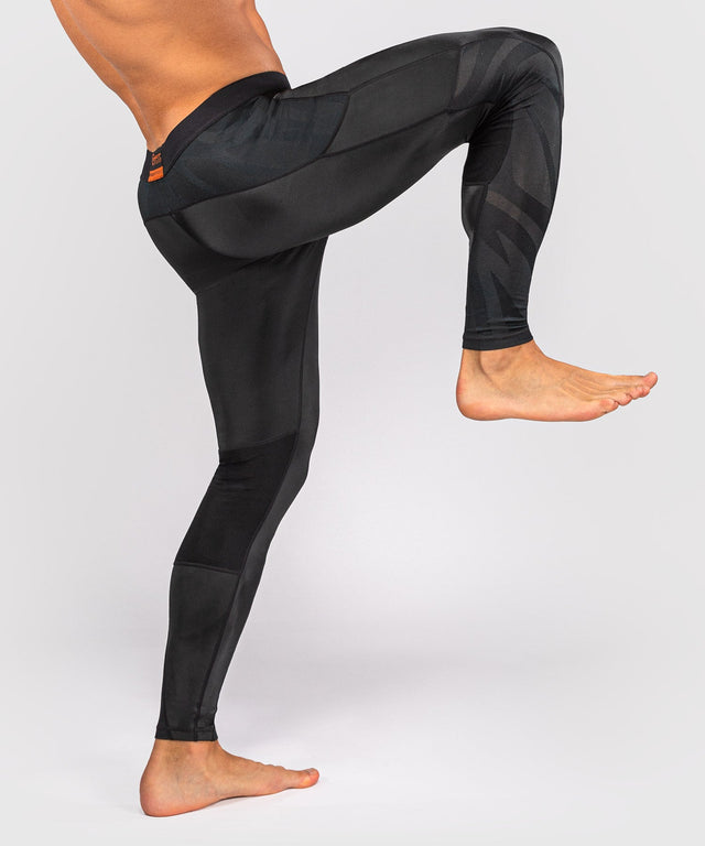 Spodenki kompresyjne Venum G-Fit Revolution – Czarne/Miedziiane
