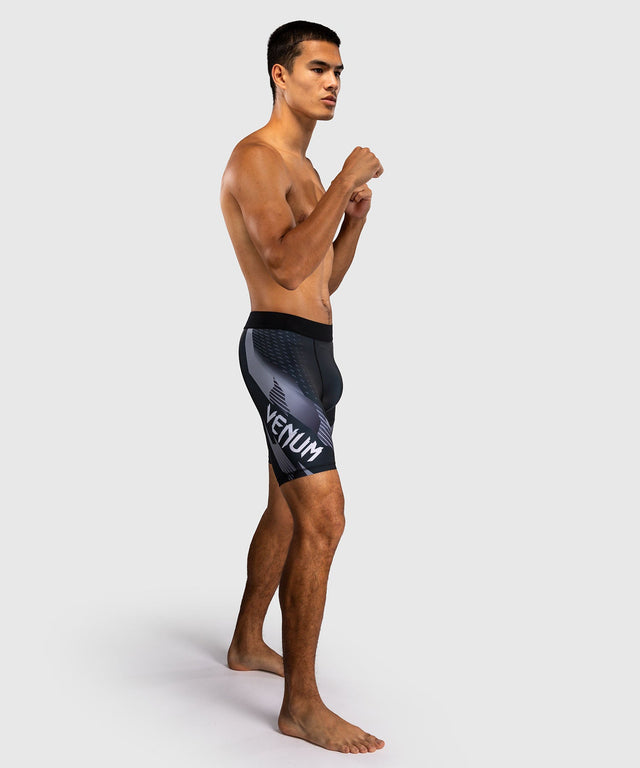 Shorts de compression Venum No-Gi 6.0 – Noir/Blanc