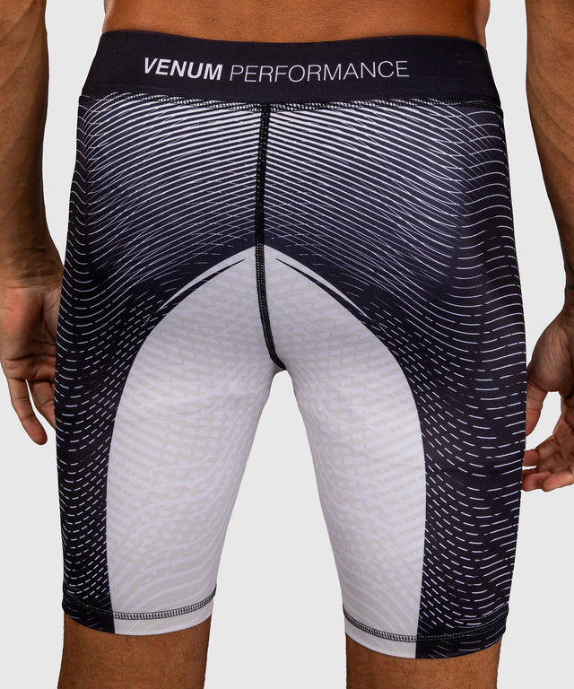 Kompresní kraťasy Venum Galactic 3.0 – Offwhite/Černé