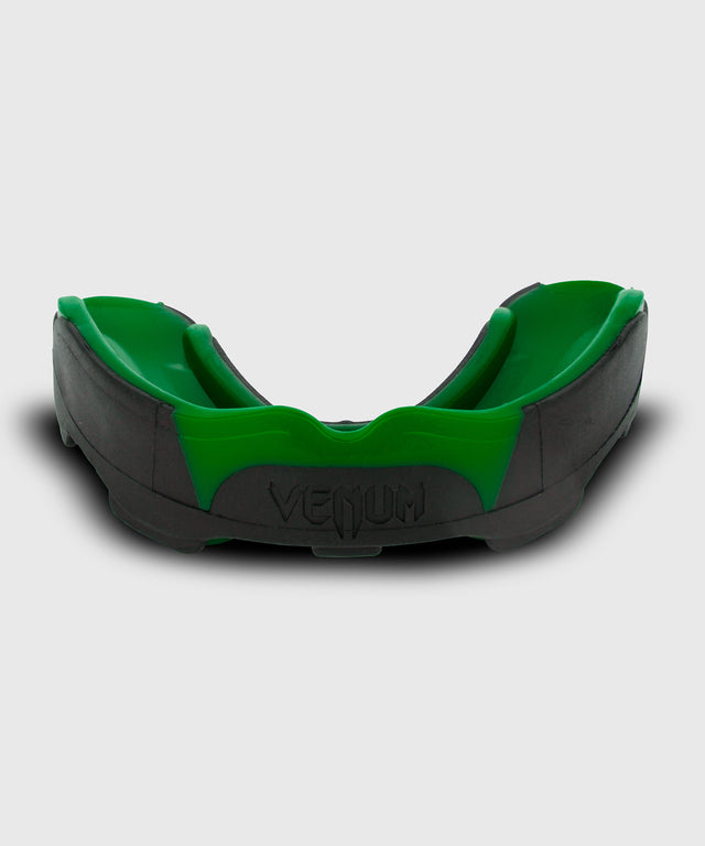 Venum Predator Mouthguard – Black/Green