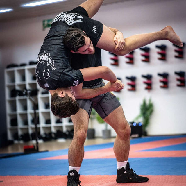 Phantom Athletics Rashguard EVO Serious – Černý