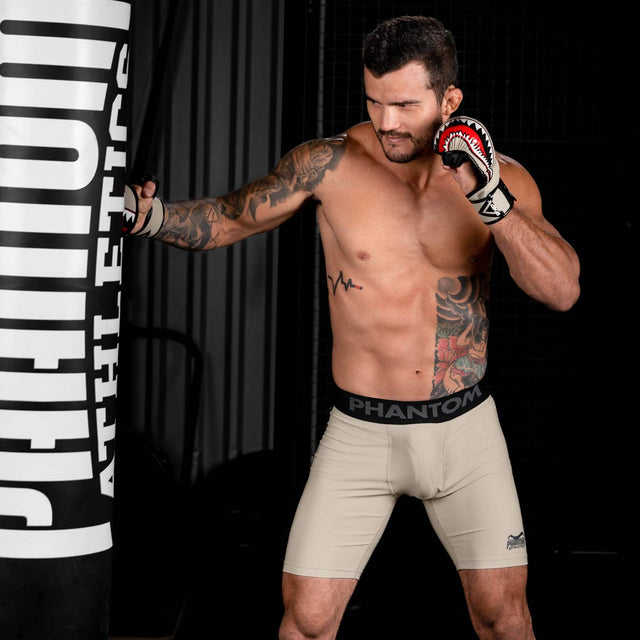 Pantaloni scurți de compresie Phantom Athletics Vector Apex – Nisip