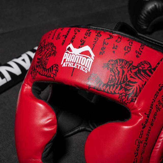 Casco de boxeo Phantom Athletics Muay Thai – Rojo