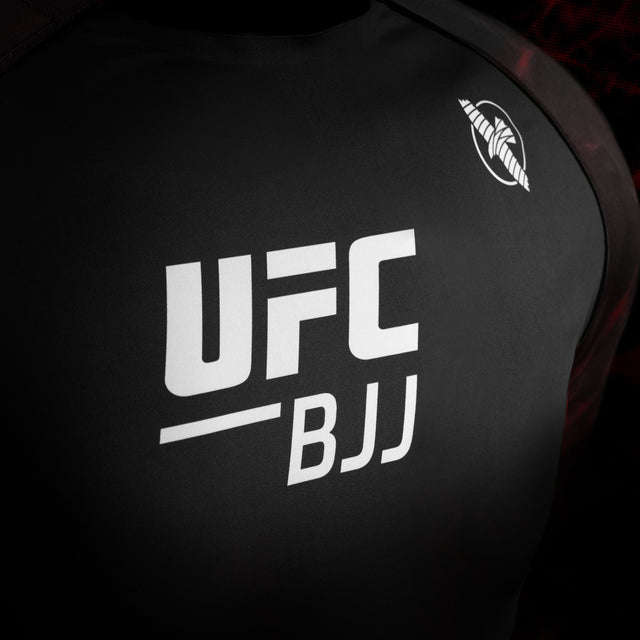Rashguard de BJJ Hayabusa x UFC Mangas Curtas – Preto/Vermelho