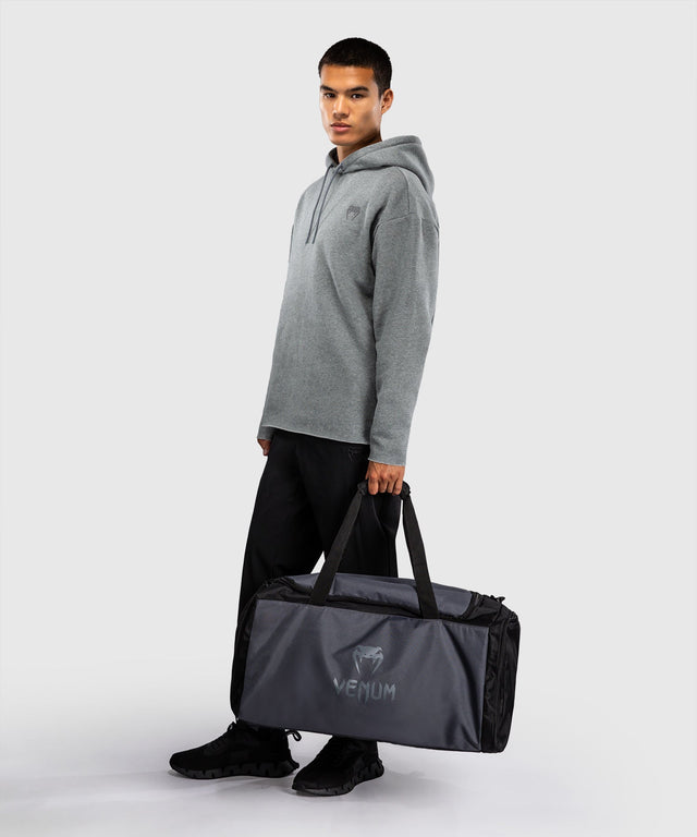 Venum Sporttas Essential L - Grijs/Zwart