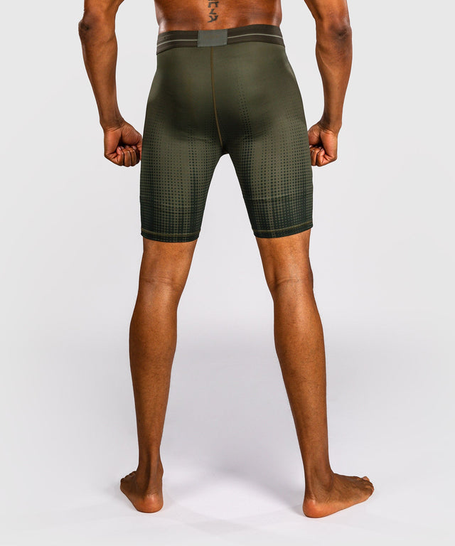 Venum MMA-Shorts Stealth – Khaki/Dunkelgrün
