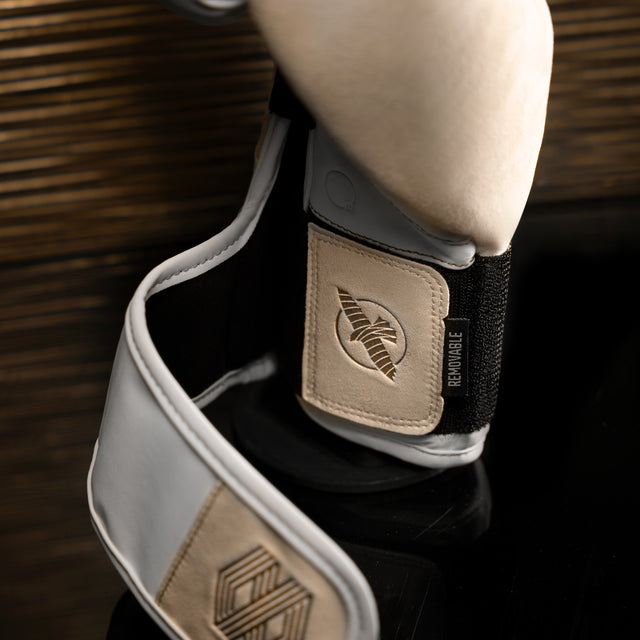 Luvas de boxe Hayabusa x Mayweather Champ – Branco/Ouro