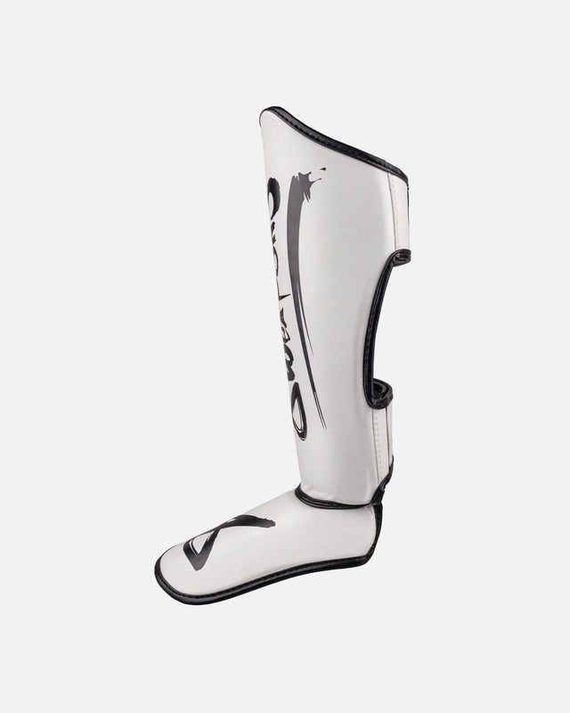 8 WEAPONS Shin guards Unlimited 2.0 – White/Black