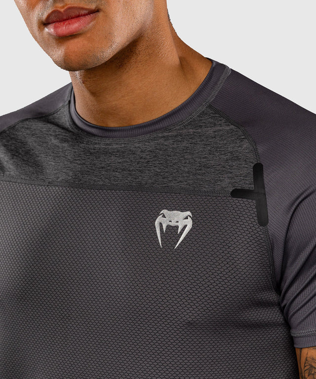 Trička Venum G-Fit Scale Dry Tech – Šedé