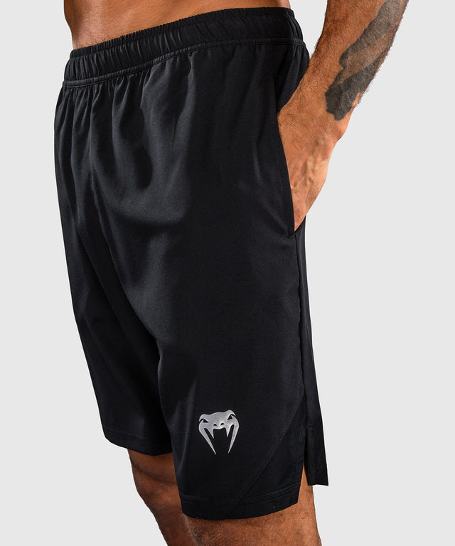 Pantaloni scurți de antrenament Venum Contender – Negru/Argintiu