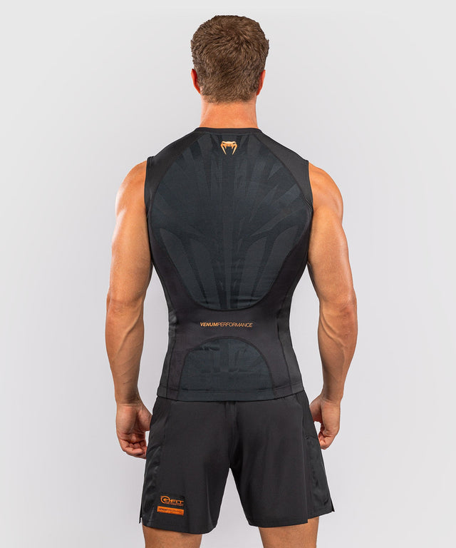 Rashguard Venum G-Fit Revolution sin mangas – Negro/Cobre