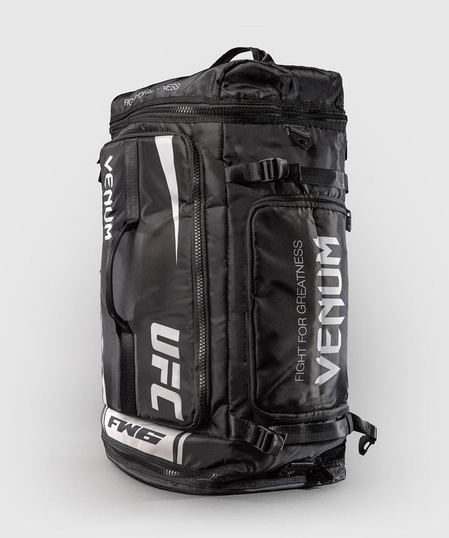 Bolsa de deporte Venum UFC Unity – Negro/Blanco
