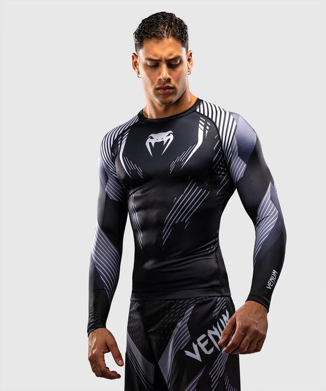 Venum Rashguard No-Gi 6.0 Långärmad – Svart/Vit
