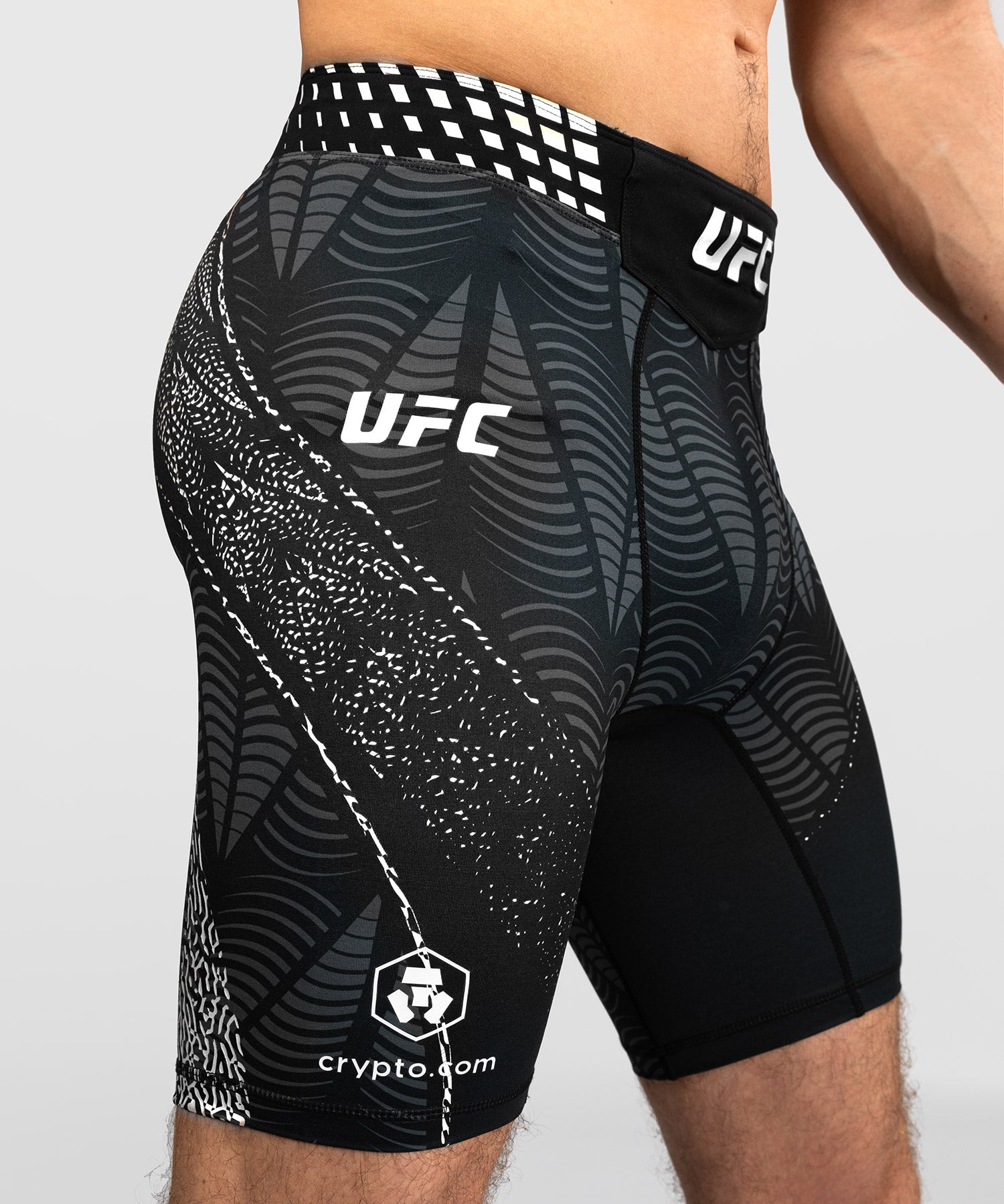 Pantaloni scurți MMA Venum UFC Zenith – Negru