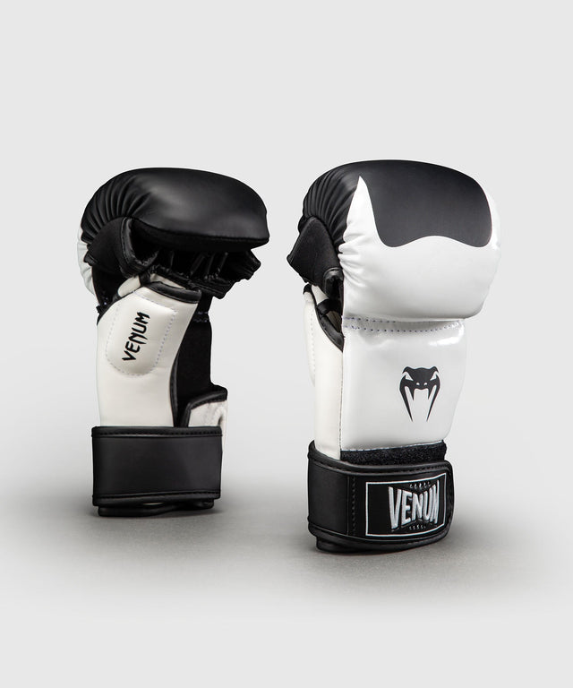 Luvas de MMA Venum Attack 2.0 – Preto/Branco