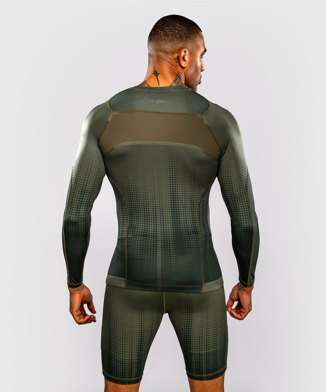 Venum Rashguard Stealth Lange Ärmel – Khaki/Armeebraun