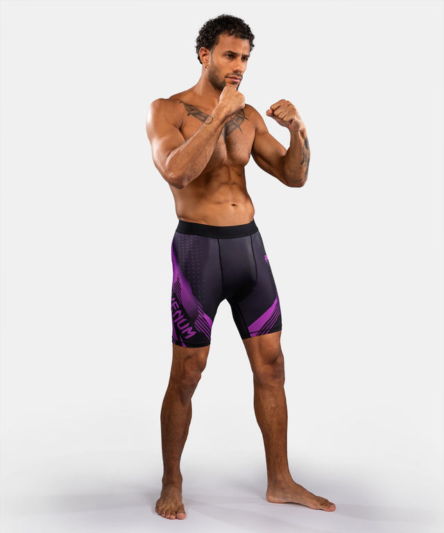 Pantaloni scurți de compresie Venum No-Gi 6.0 – Negru/Mov