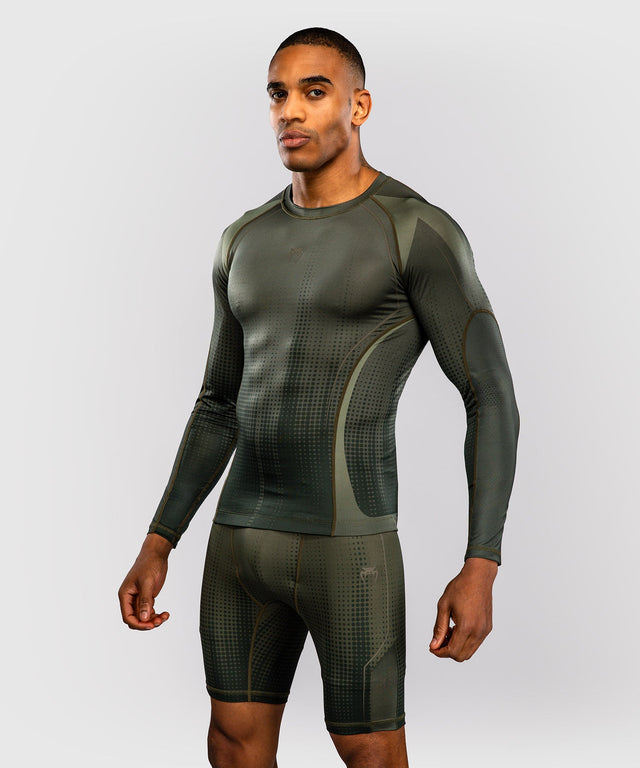 Venum Rashguard Stealth Lange Ärmel – Khaki/Armeebraun