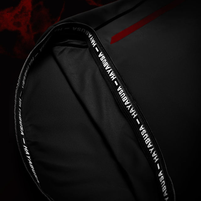 Rashguard de BJJ Hayabusa x UFC Mangas Curtas – Preto/Vermelho