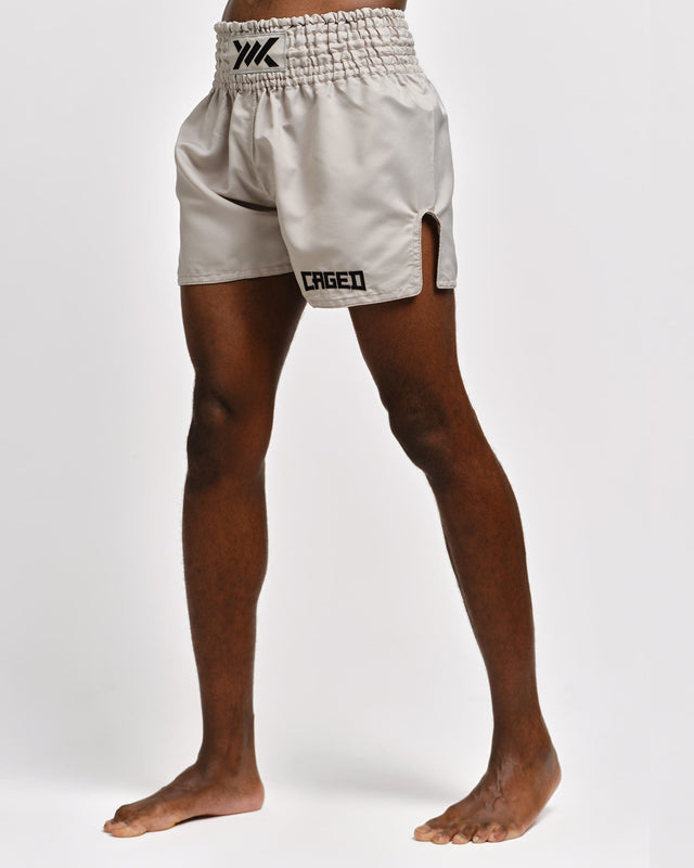 Caged Muay Thai shorts Classic – Lys grå/sort