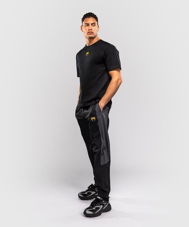 Venum T-shirt Essential – Sort/Guld