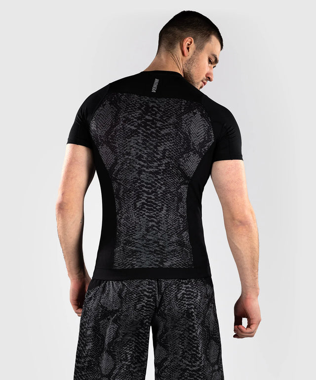 Rashguard Venum G-Fit Scales – Krátké rukávy – Černá/Šedá