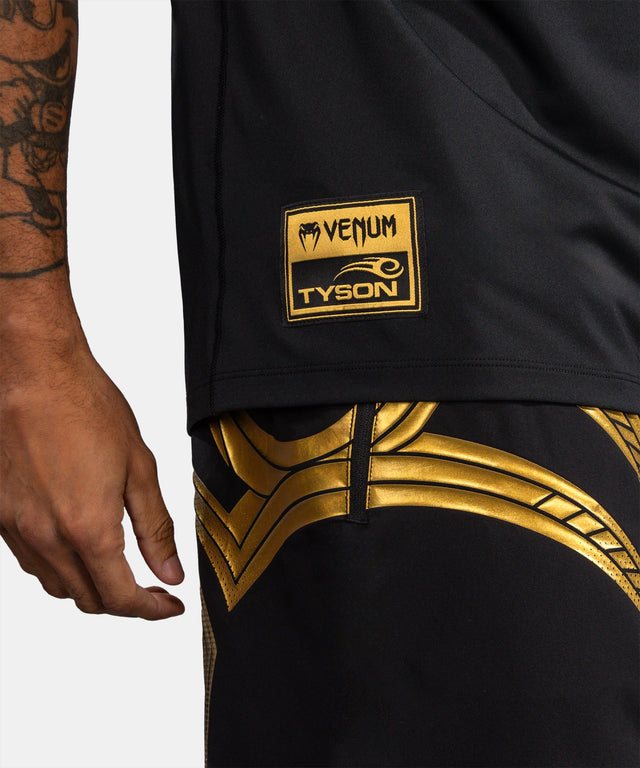 Venum x Mike Tyson T-Shirt Tiger Dry Tech – Preto/Ouro