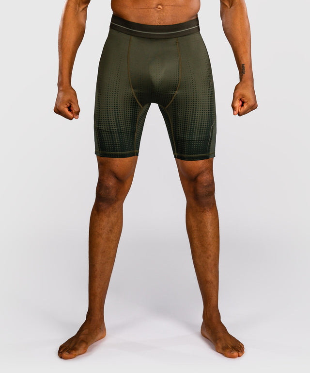 Venum MMA-Shorts Stealth – Khaki/Dunkelgrün