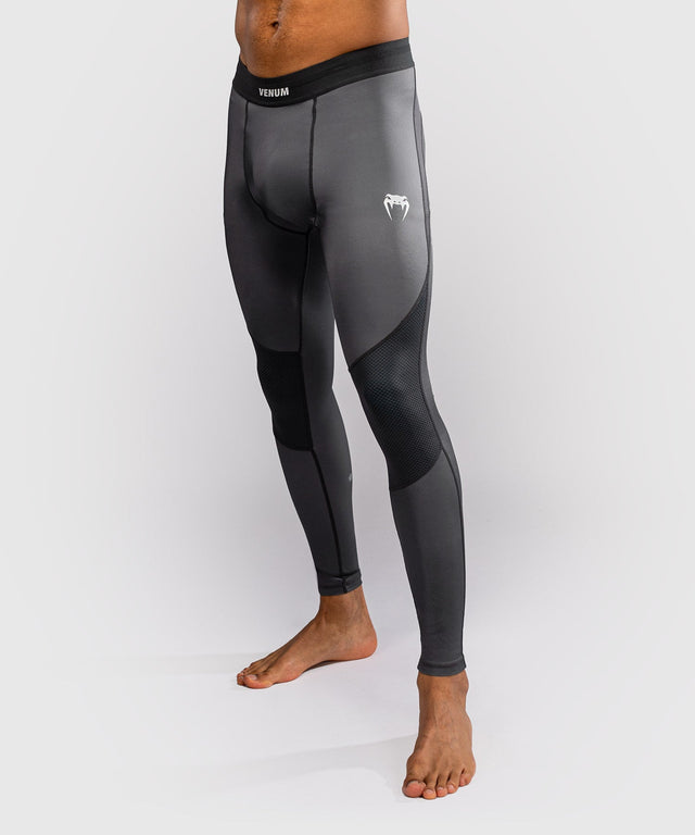 Pantaloni scurți de compresie Venum G-Fit Scale – Gri