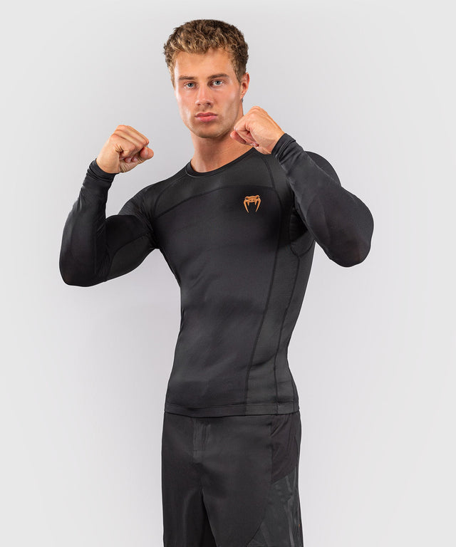 Rashguard Venum G-Fit Revolution Manga Larga – Negro/Cobre