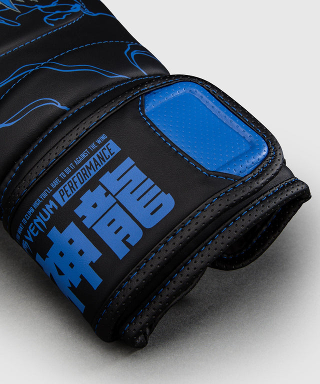 Guantes de boxeo Venum Thunder Dragon – Negro/Azul Real