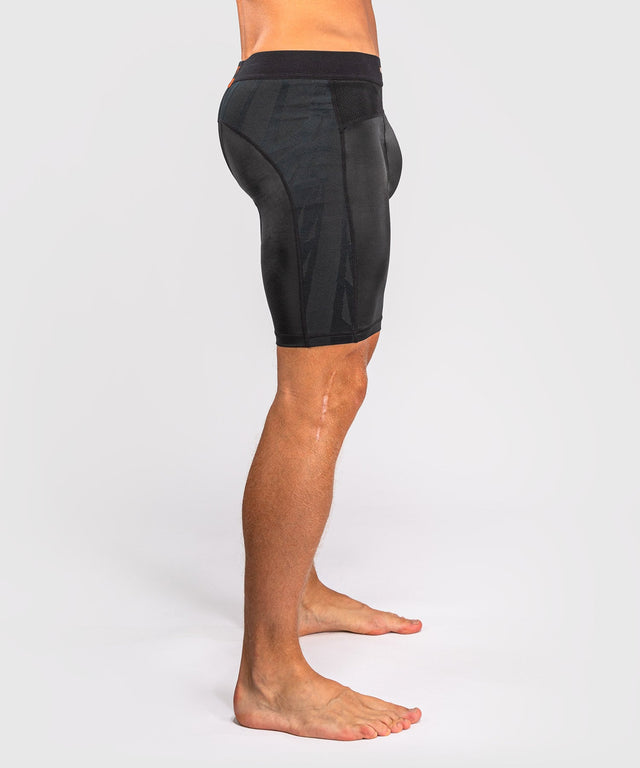 Calções de compressão Venum G-Fit Revolution G-Fit Vale Tudo – Preto/Cobre