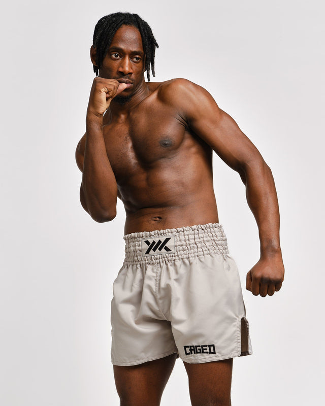 Caged Muay Thai shorts Classic – Lys grå/sort