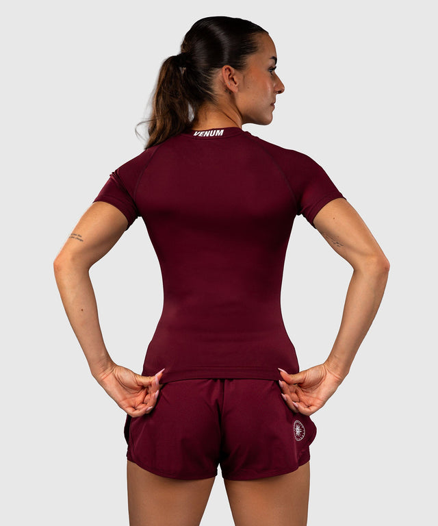 Rashguard Venum Aero XT Mangas Curtas – Ameixa