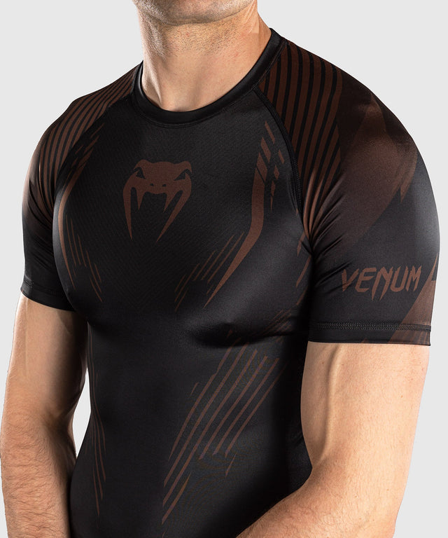 Rashguard Venum No-Gi 6.0 Maniche Corte – Nero/Marrone