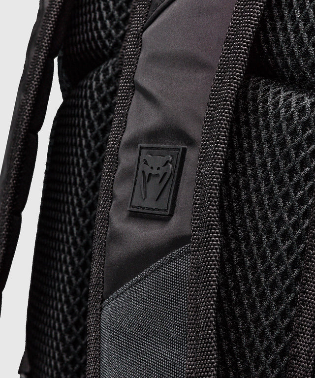 Venum Amazonia Reborn L Rucksack – Schwarz/Rot