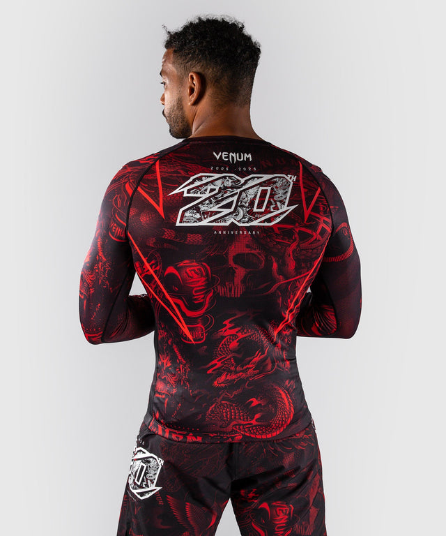 Venum Rashguard 20th Anniversary Långärmad – Svart/Röd