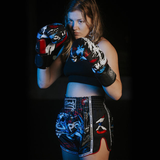 Muay Thai trenky 8 WEAPONS Cut Like A Blade 2.0 – Černé
