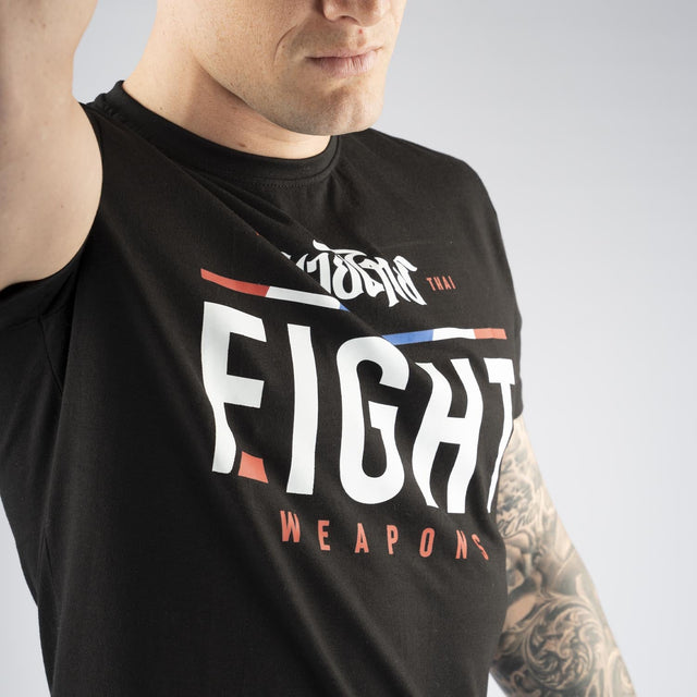 8 WEAPONS T-shirt The Fight – Preto