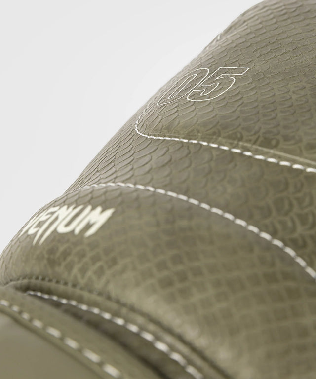 Venum Bokshandschoenen Impact Evo Scales - Legergroen