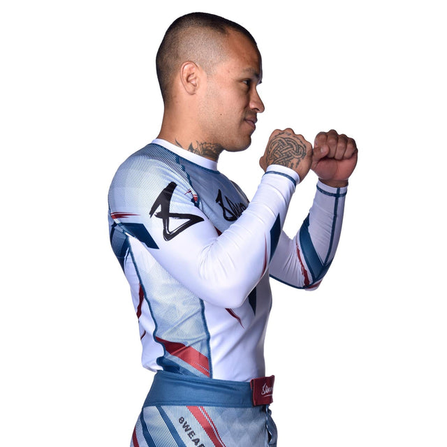 Rashguard 8 WEAPONS Shift – Bianco/Navy/Rosso