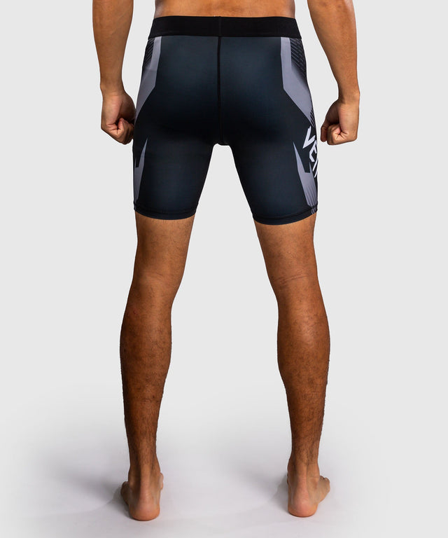 Shorts de compression Venum No-Gi 6.0 – Noir/Blanc