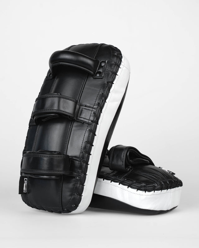 Paos de Muay Thai Caged 'X' Series - Negro