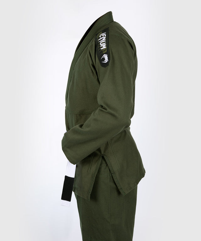 Kimono BJJ Venum First - Verde cachi - con cintura bianca inclusa