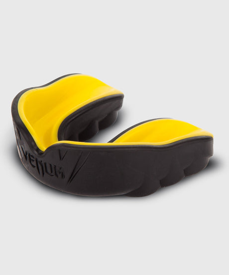 Protetor bucal Venum Challenger – Preto/Amarelo