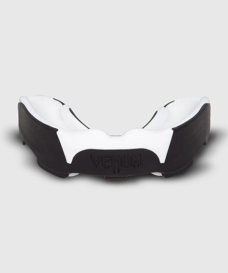 Protetor bucal Venum Predator – Preto/Branco