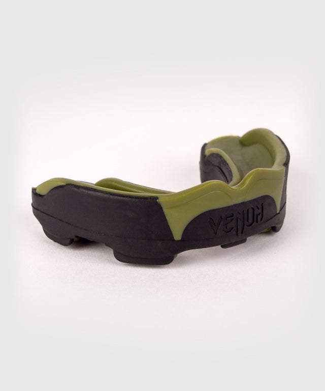 Protector bucal Venum Predator – Negro/Verde caqui