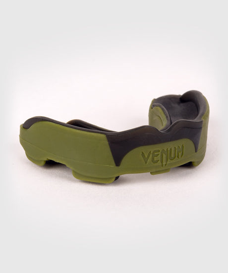 Protetor bucal Venum Predator – Caqui Verde/Preto